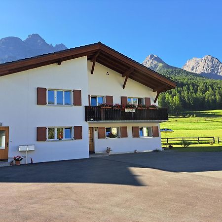 Haus Am See Tarasp Exteriör bild