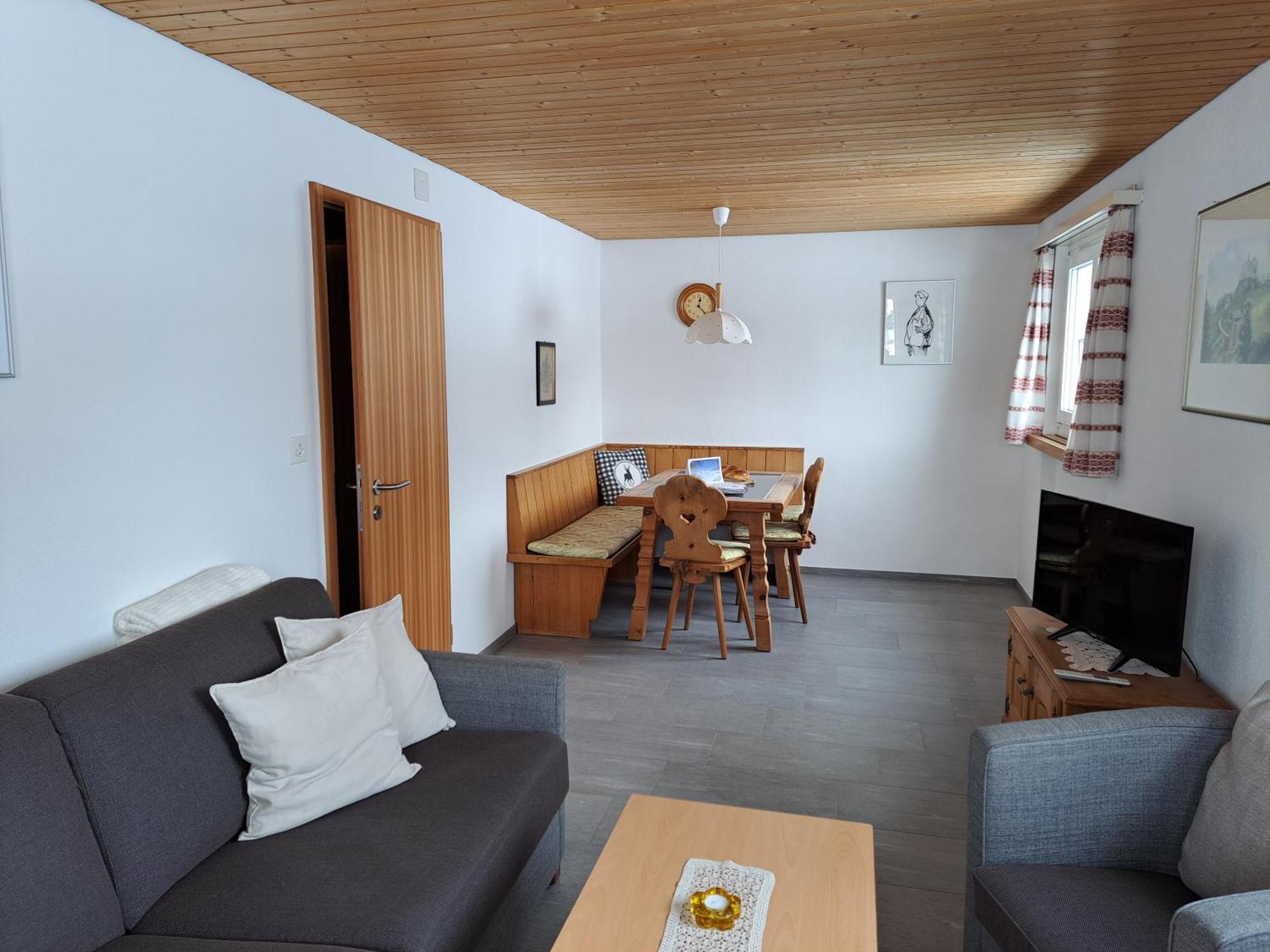 Haus Am See Tarasp Exteriör bild